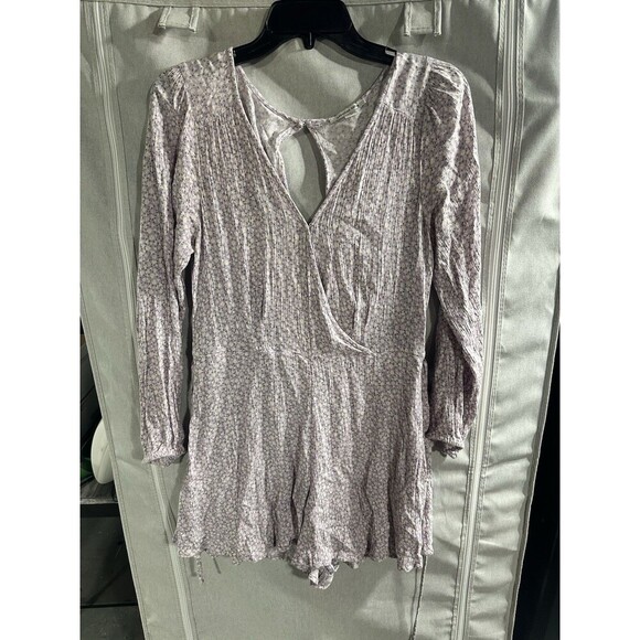 American Eagle Romper Sz XL Cottage Core Lavender W/ Daisies Long Sleeves Travel - Picture 2 of 9